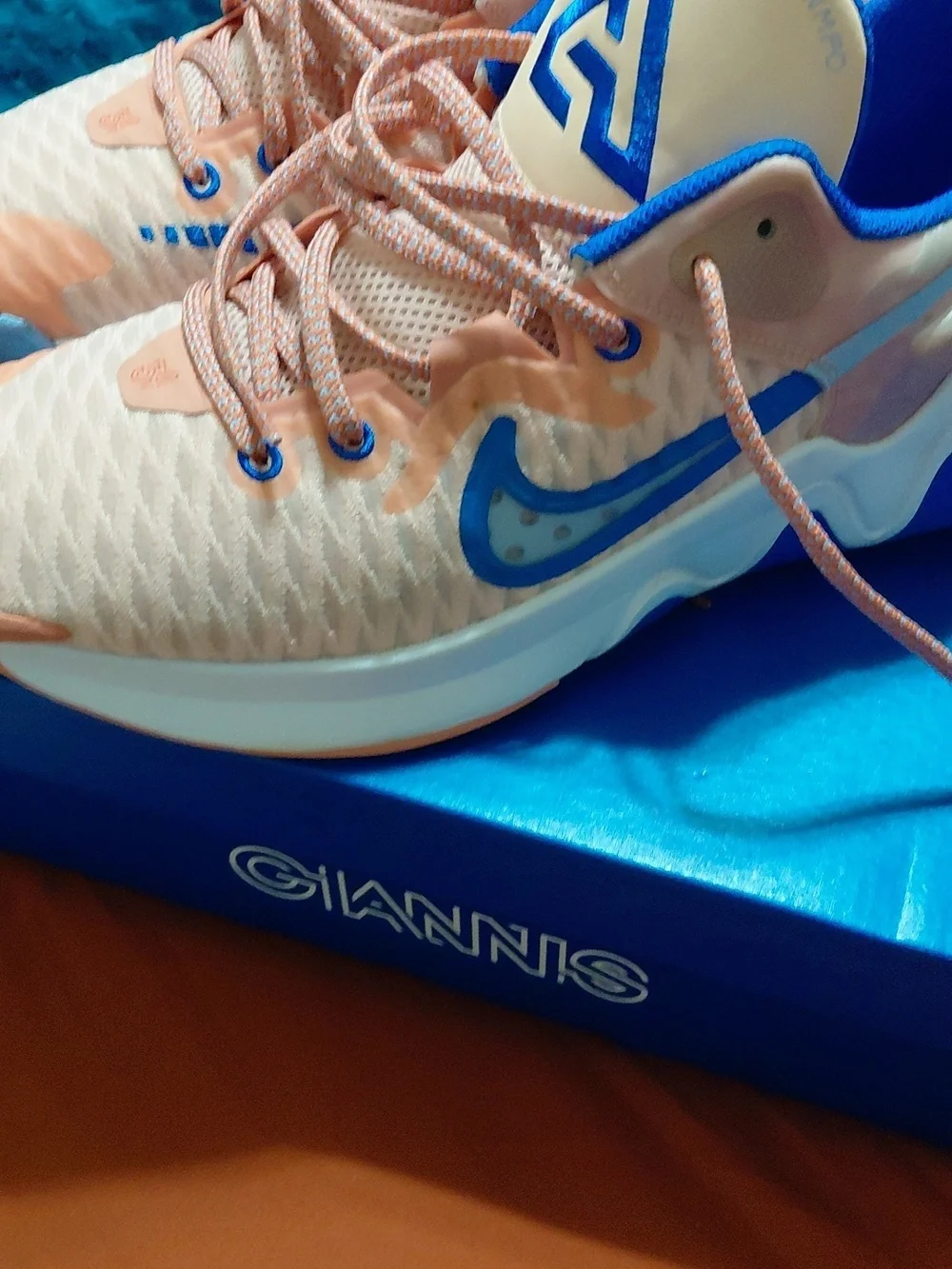 Peach & Blue Men's Performance Basketball Shoes